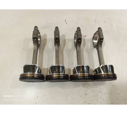 Поршень 4шт в сборе