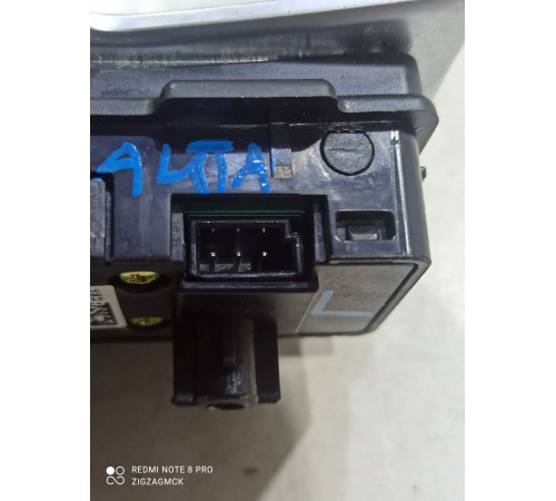 Подрулевой переключатель скоростей (лепесток) левый