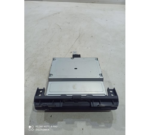 Магнитола (проигрыватель)