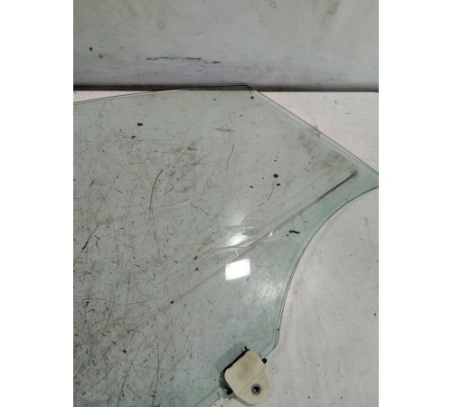 Стекло двери переднее правое