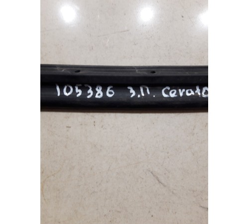 Уплотнитель двери(задний правый)