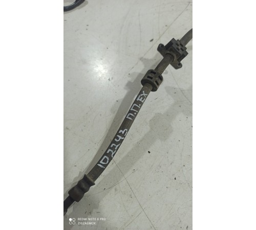 Тормозной шланг передний правый