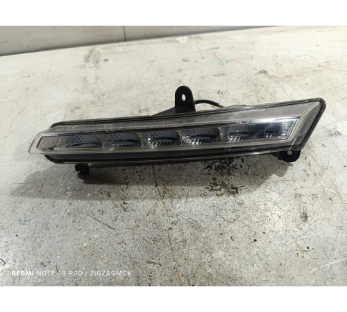 Дневной ходовой огонь ПТФ правый