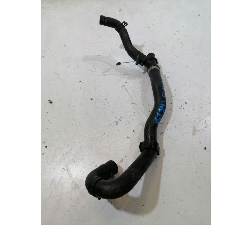 Патрубок системы охлаждения