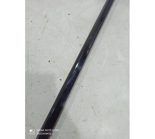 Уплотнитель стекла (передний левый наружный)