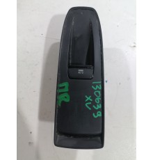 Кнопка стеклоподъемника передняя правая