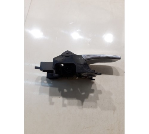 Ручка двери (задняя, правая, внутренняя)