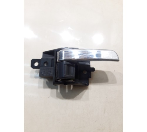 Ручка двери (задняя, правая, внутренняя)