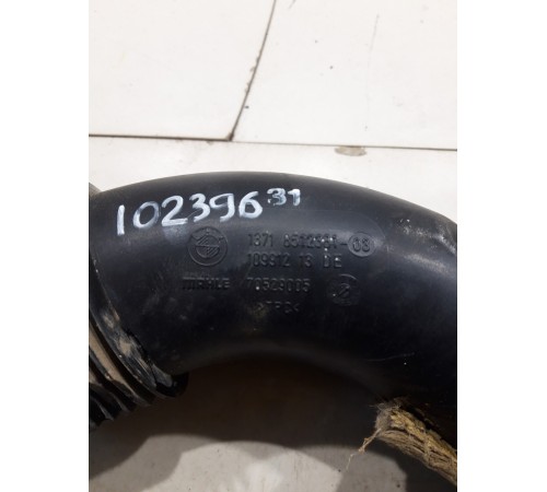 Патрубок воздушного фильтра