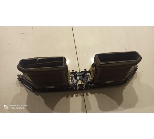 Воздушный дефлектор центральный