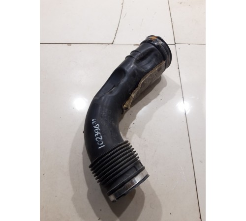 Патрубок воздушного фильтра