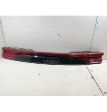 Фонарь задний центральный