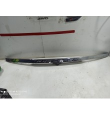 Накладка крышки багажника наружная