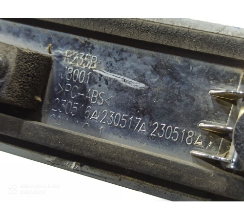 Накладка крышки багажника наружная