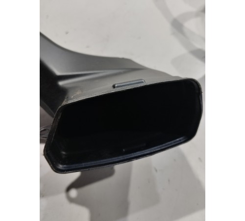 Воздуховод (правый)