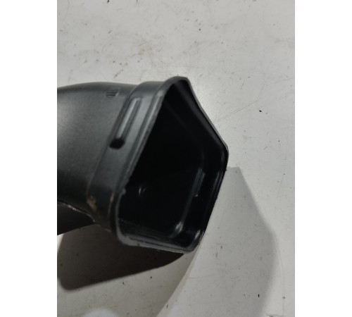 Воздуховод (правый)