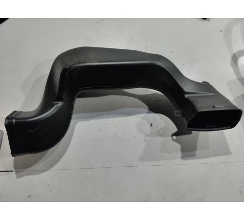 Воздуховод (правый)