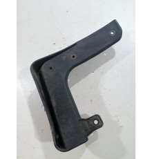 Брызговик передний правый