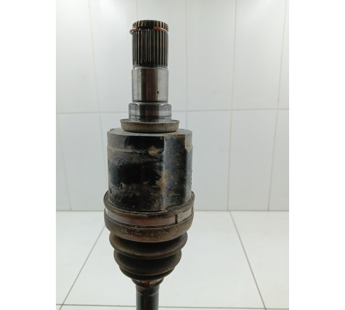 Полуось привод передний левый