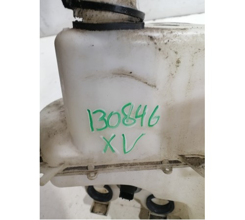 Бачок омывателя лобового стекла