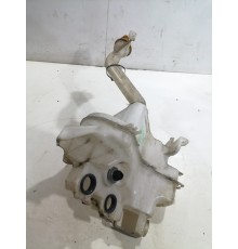 Бачок омывателя лобового стекла