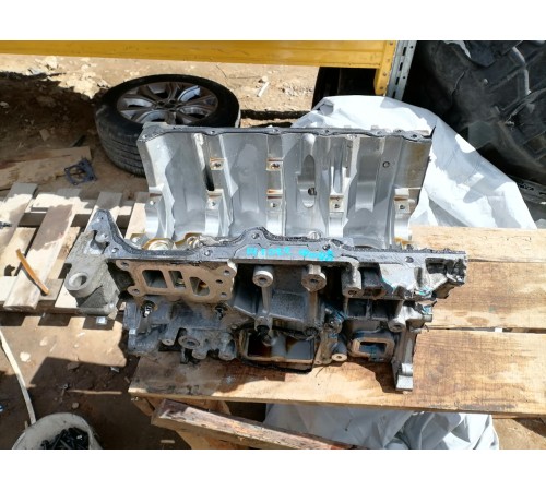 Блок двигателя 