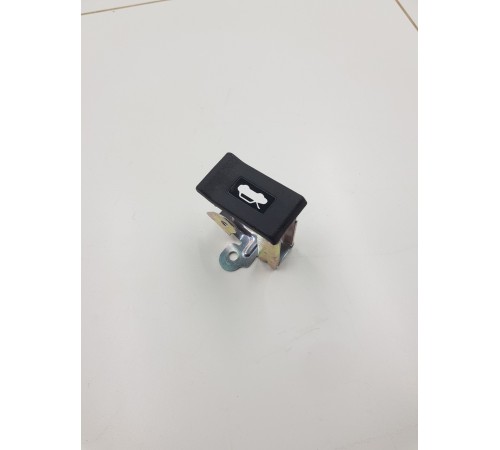 Ручка открывания капота