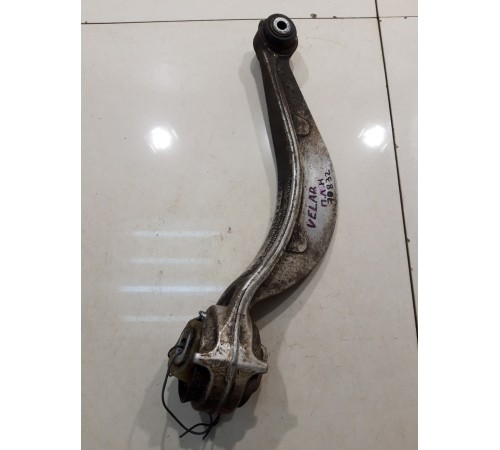 Рычаг подвески передний нижний