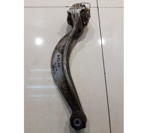 Рычаг подвески передний нижний