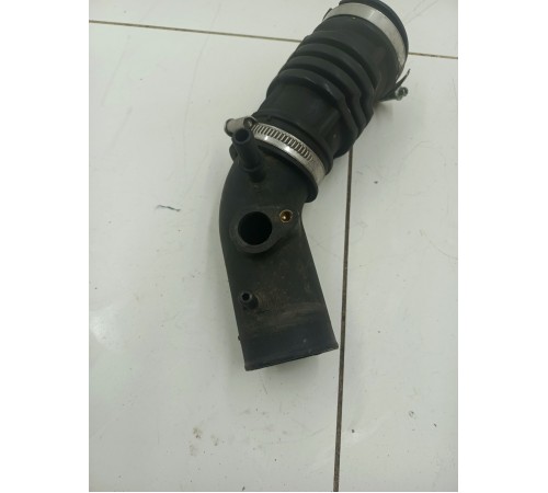 Патрубок воздушного фильтра