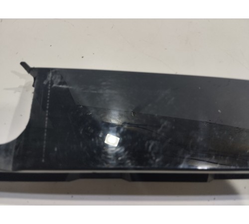 Молдинг двери(задний левый)