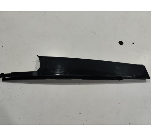 Молдинг двери(задний левый)