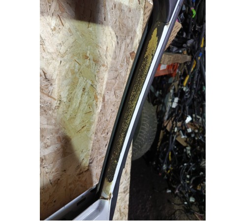 Дверь передняя правая