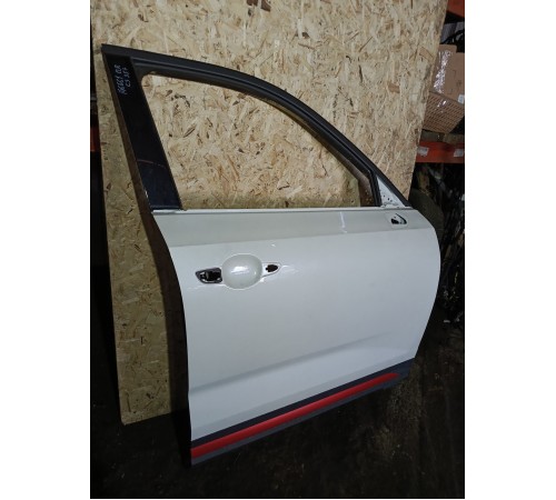 Дверь передняя правая