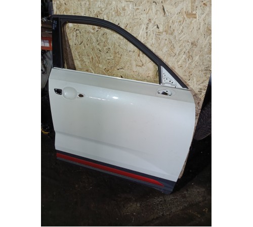 Дверь передняя правая