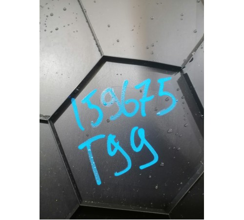 Обшивка крышки багажника