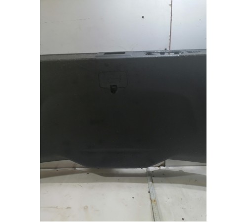 Обшивка крышки багажника