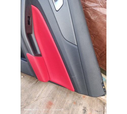 Обшивка двери задняя правая