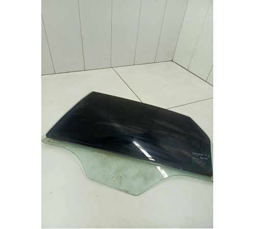 Стекло двери заднее левое