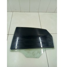 Стекло двери заднее левое