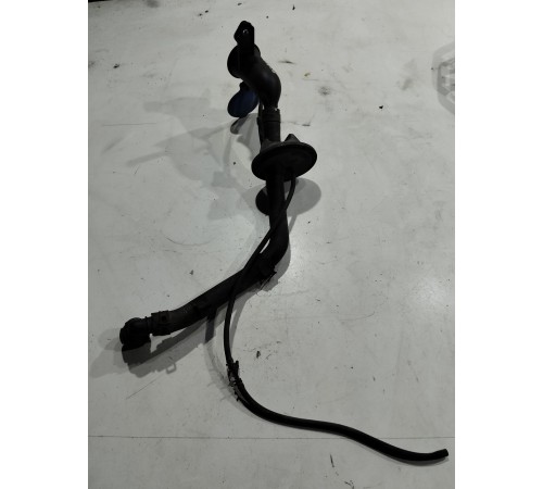 Горловина бачка омывателя