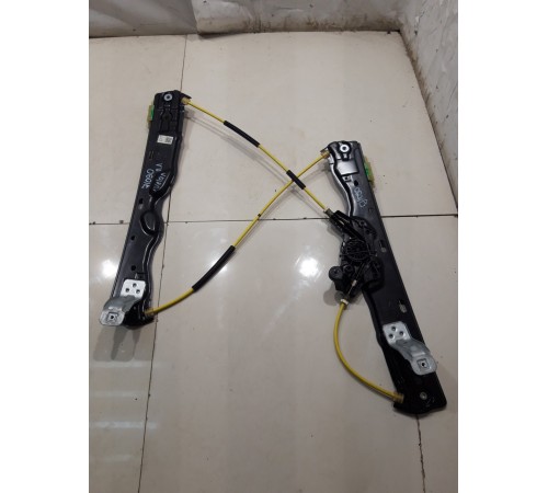 Стеклоподъёмник (передний, левый)