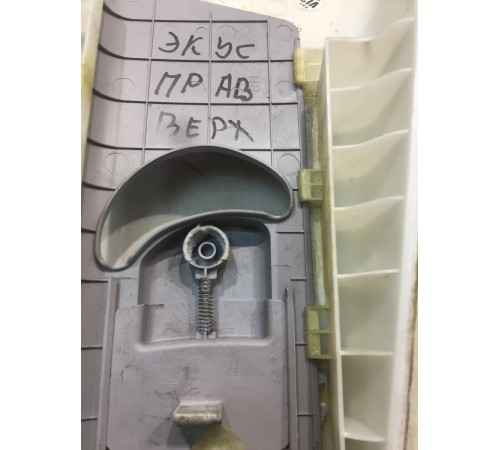 Обшивка стойки (верхняя, правая)