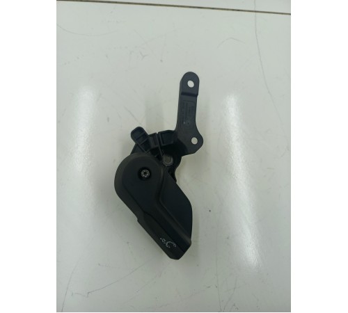 Ручка открывания капота