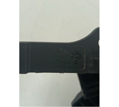 Ручка открывания капота