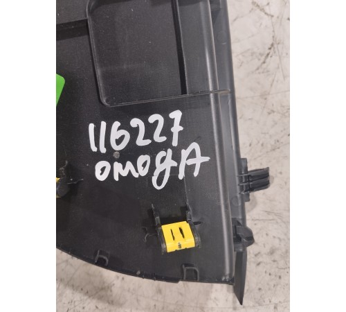 Накладка торпедо правая