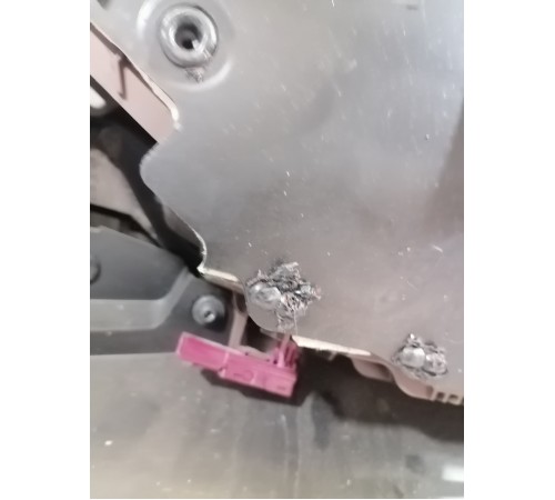 Обшивка двери передняя левая