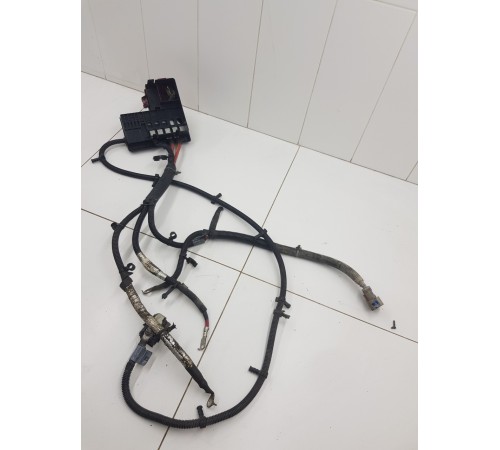 Клемма аккумулятора АКБ плюсовая с распределительной коробкой