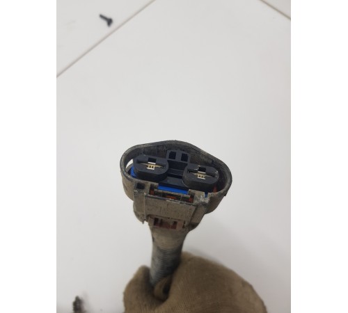 Клемма аккумулятора АКБ плюсовая с распределительной коробкой