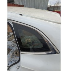 Глухое стекло заднее левое
